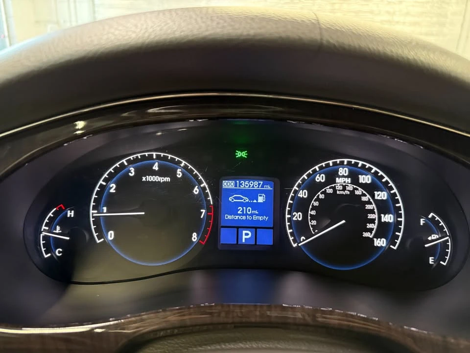 2009 Hyundai Genesis - Image 15 of 15