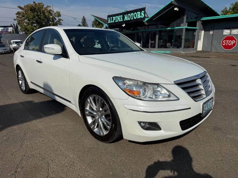 2009 Hyundai Genesis - Image 5 of 9