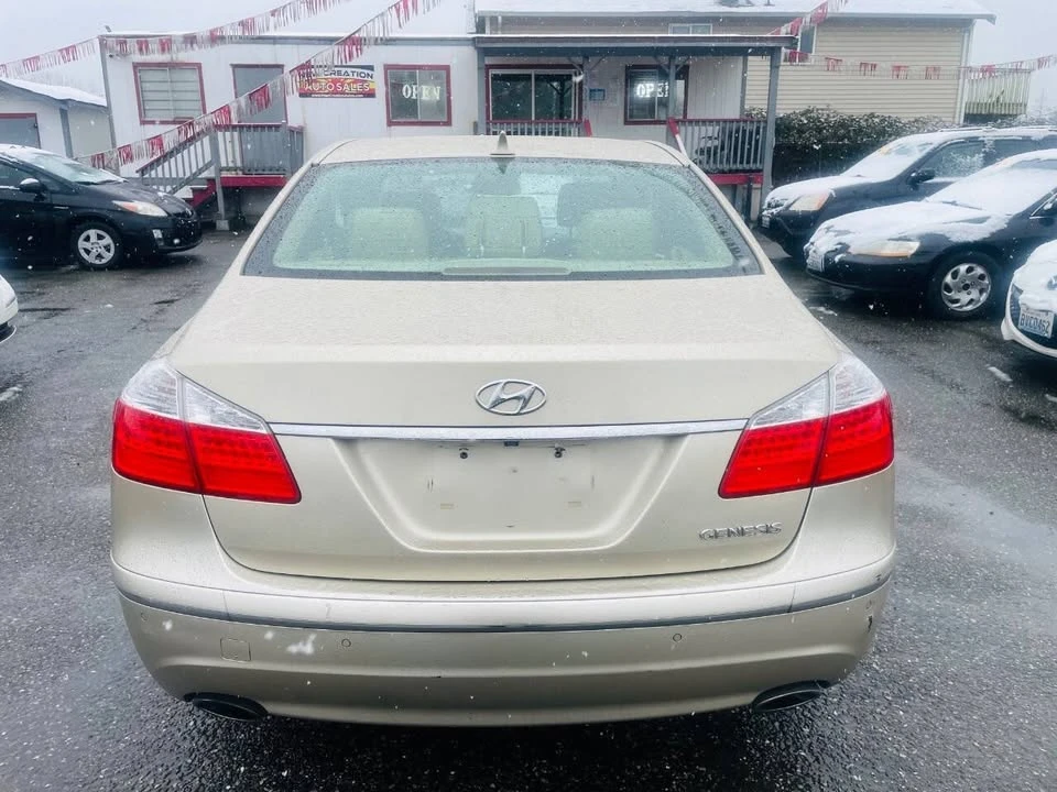 2009 Hyundai Genesis - Image 7 of 14