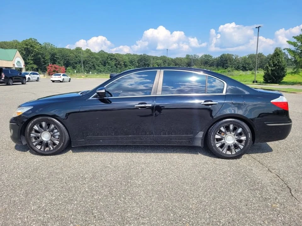 2009 Hyundai Genesis - Image 2 of 20
