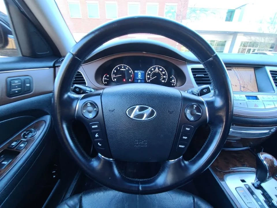 2009 Hyundai Genesis - Image 19 of 20