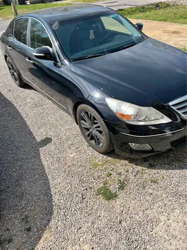 2009 Hyundai Genesis V8 Luxury Sedan