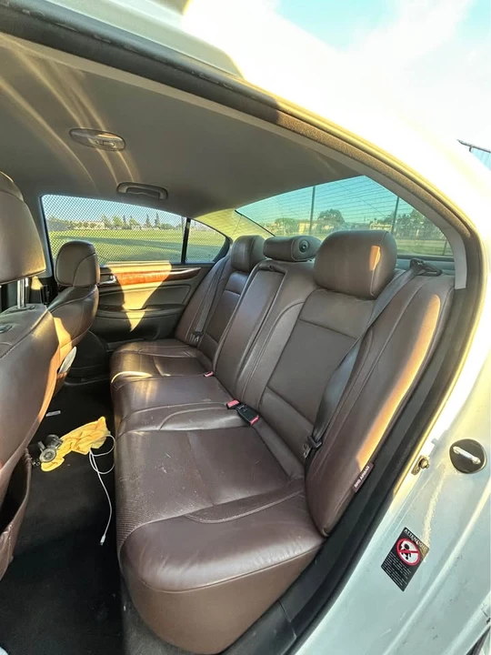 2009 Hyundai Genesis - Image 7 of 8