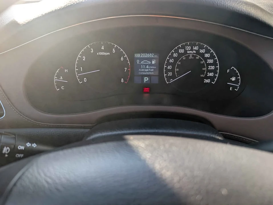 2009 Hyundai Genesis - Image 19 of 20