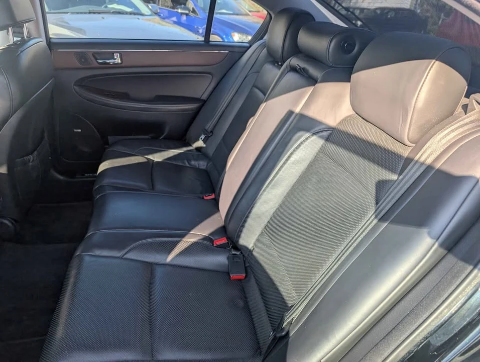 2009 Hyundai Genesis - Image 11 of 20