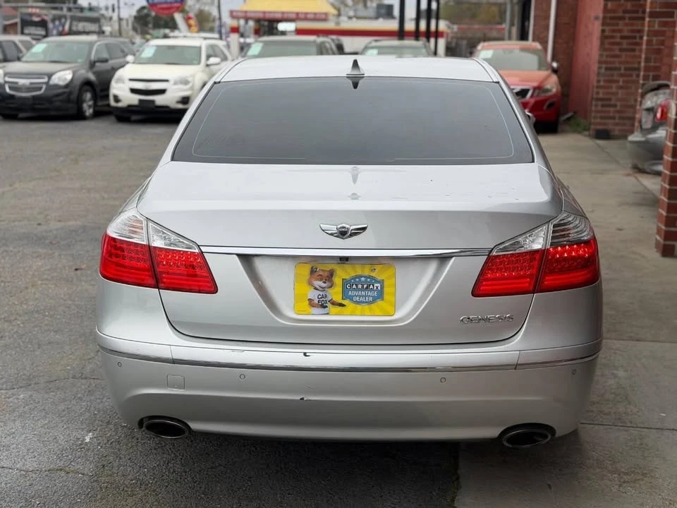 2009 Hyundai Genesis - Image 6 of 20