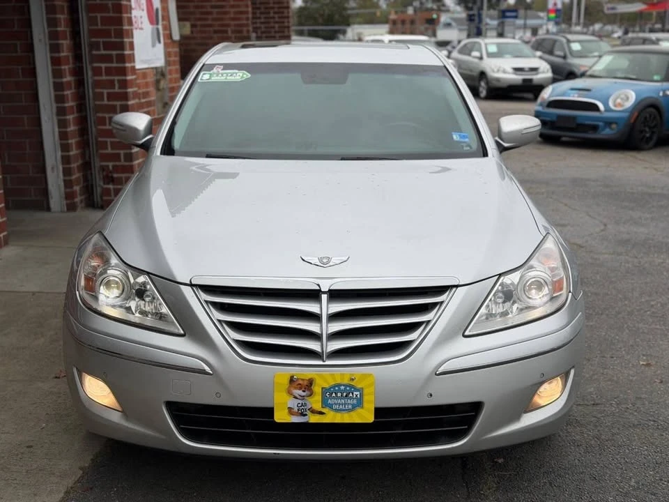 2009 Hyundai Genesis - Image 2 of 20