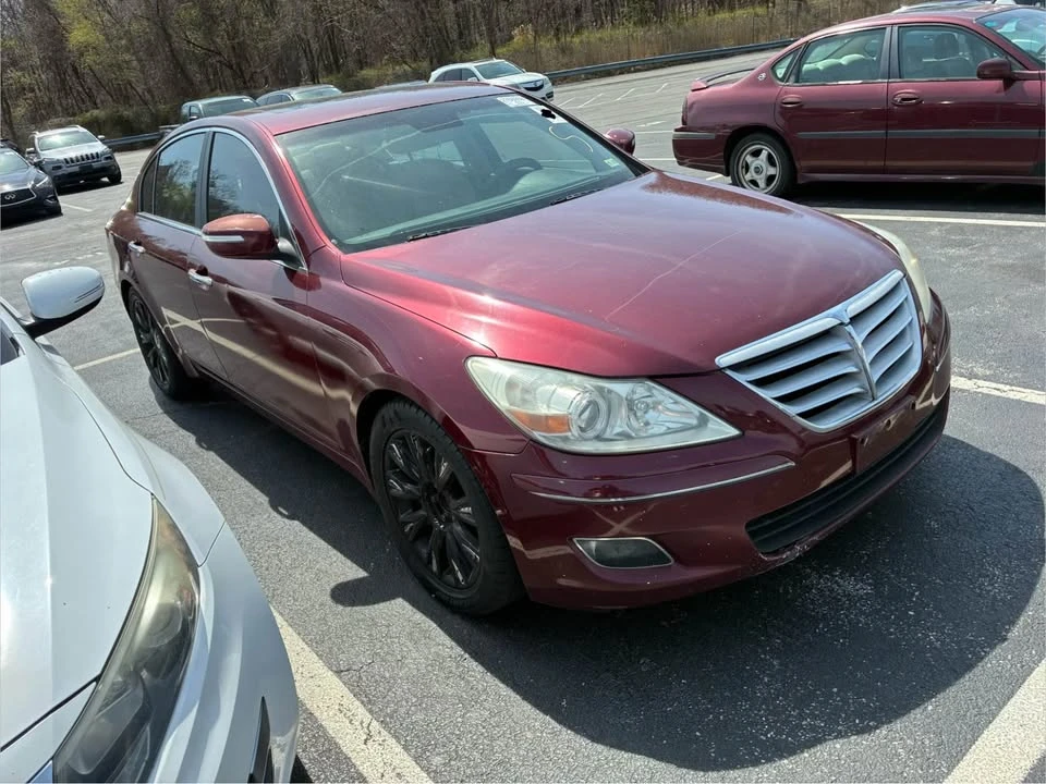 2009 Hyundai Genesis - Image 2 of 8