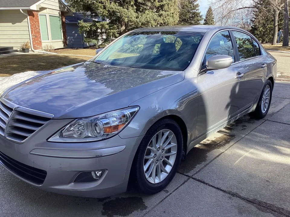 2009 Hyundai Genesis - Image 3 of 7