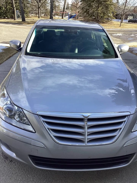 2009 Hyundai Genesis - Image 2 of 7