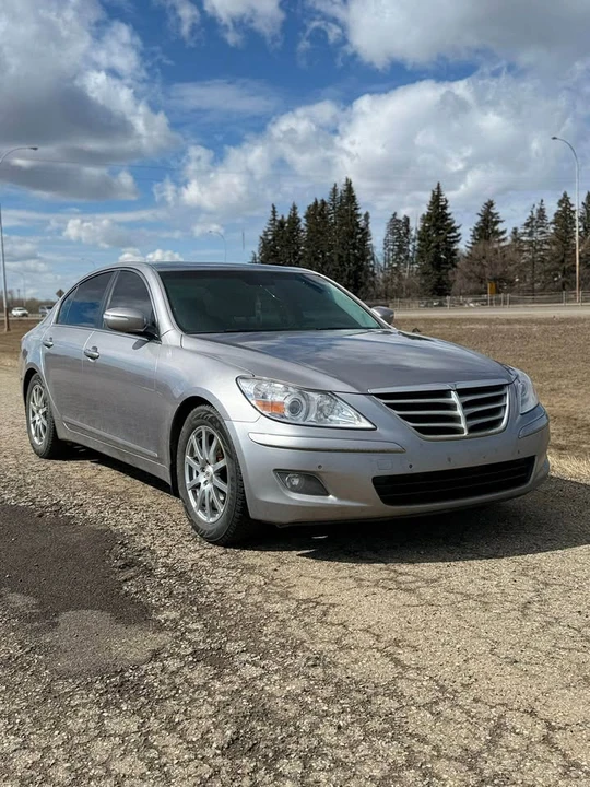 2009 Hyundai Genesis - Image 2 of 14