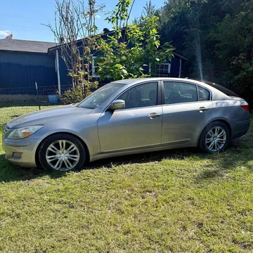 2009 Hyundai Genesis 4.6 V8 Sedan