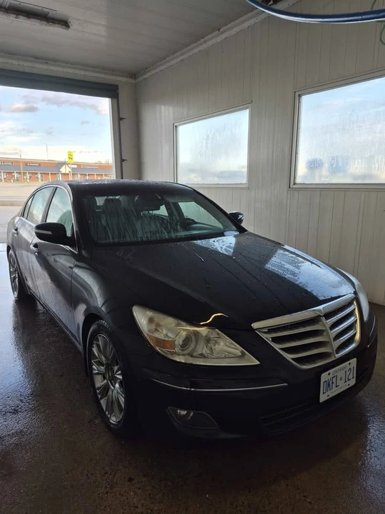 2009 Hyundai Genesis - Image 2 of 14