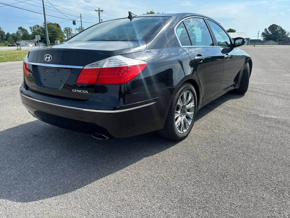 2009 Hyundai Genesis - Image 3 of 6