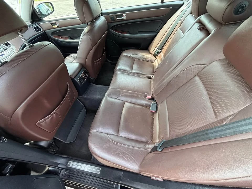 2009 Hyundai Genesis - Image 6 of 6