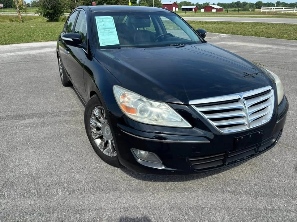 2009 Hyundai Genesis - Image 2 of 6
