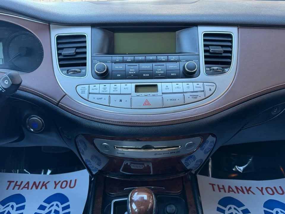 2009 Hyundai Genesis - Image 17 of 20