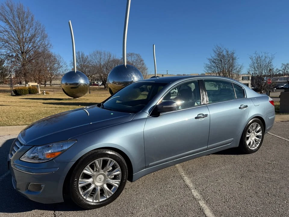 2009 Hyundai Genesis - Image 4 of 20