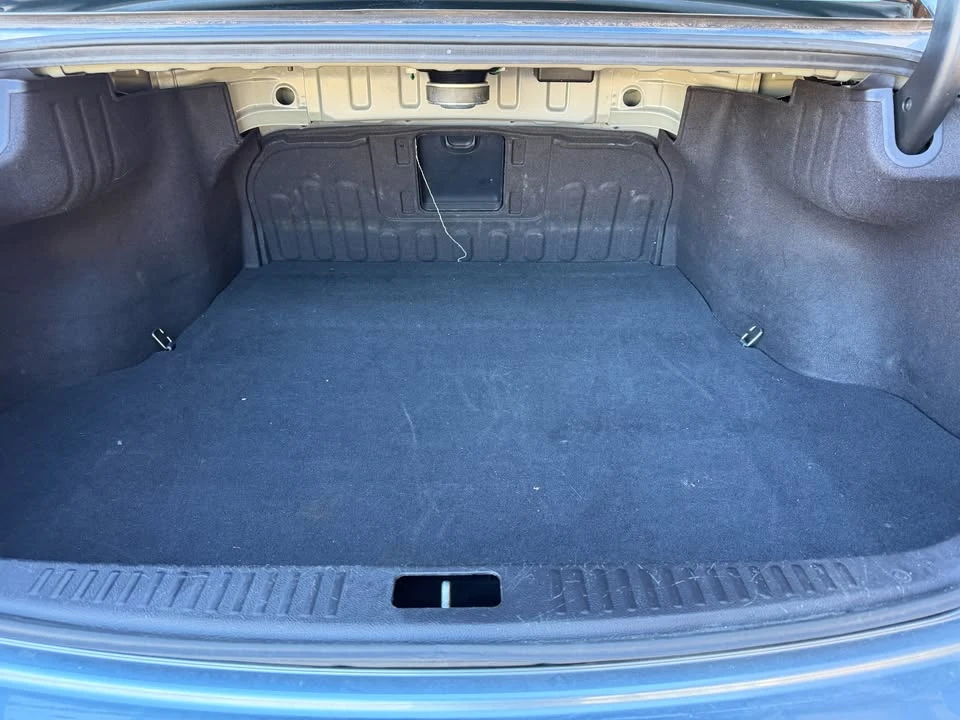 2009 Hyundai Genesis - Image 19 of 20
