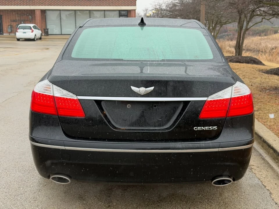 2009 Hyundai Genesis - Image 8 of 20