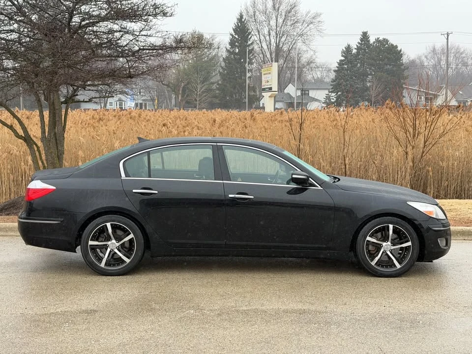 2009 Hyundai Genesis - Image 5 of 20