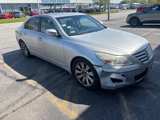 2009 Hyundai Genesis - Image 2 of 2