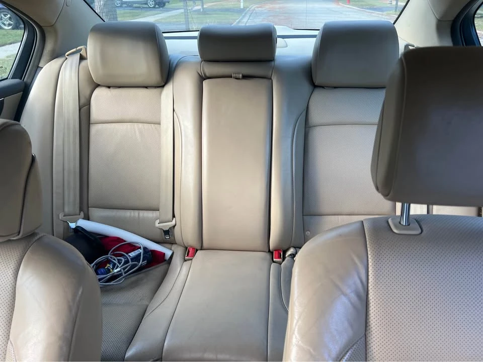 2009 Hyundai Genesis - Image 7 of 10