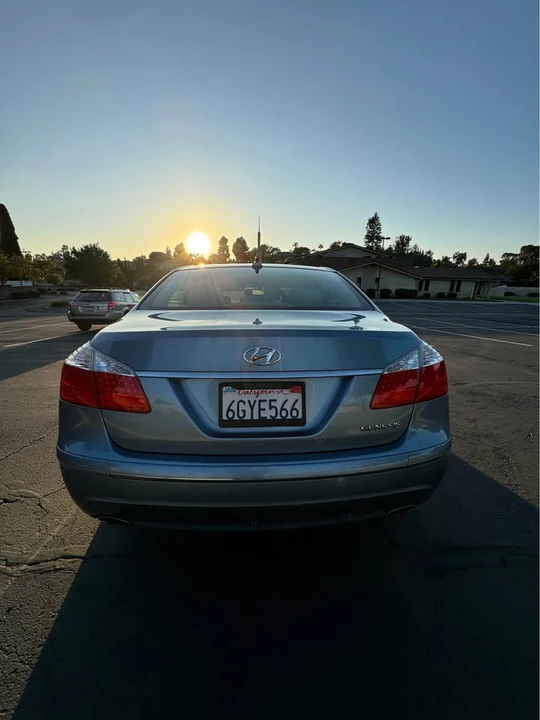 2009 Hyundai Genesis - Image 6 of 14