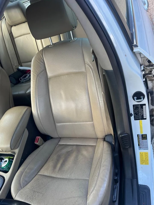 2009 Hyundai Genesis - Image 8 of 10