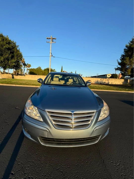 2009 Hyundai Genesis - Image 3 of 14