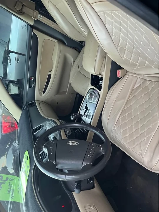 2009 Hyundai Genesis - Image 7 of 9