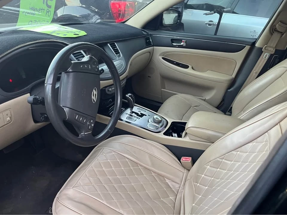 2009 Hyundai Genesis - Image 5 of 9