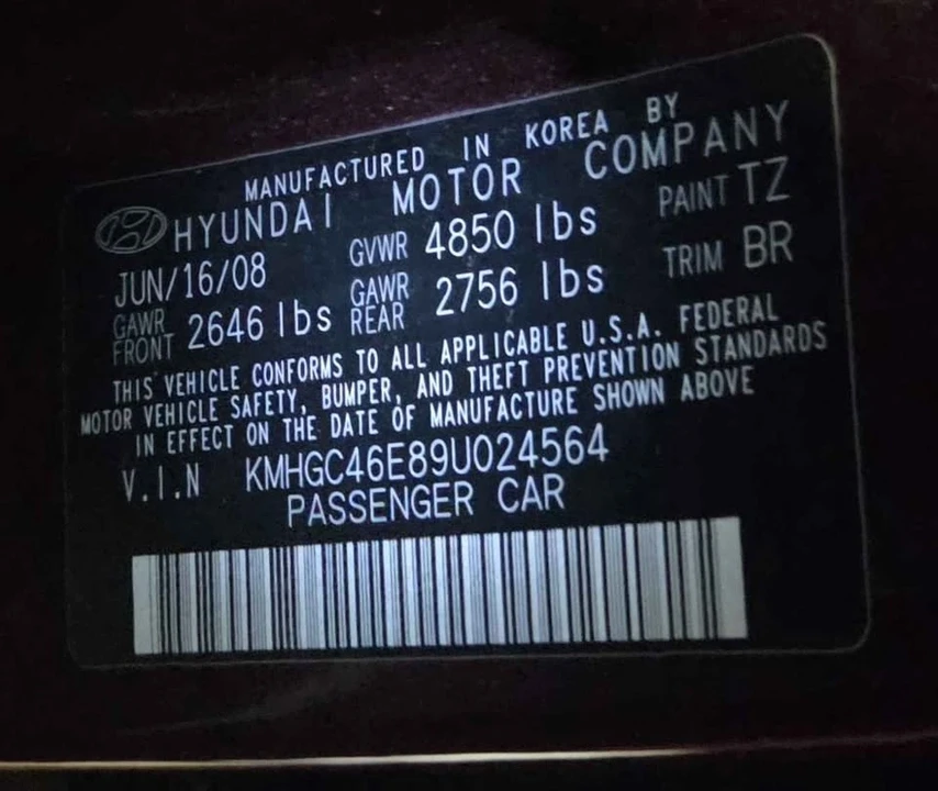 2009 Hyundai Genesis - Image 12 of 15