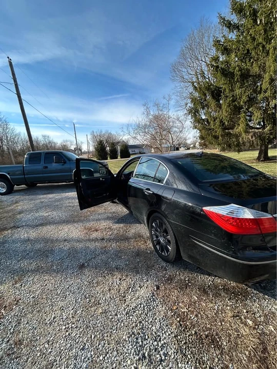 2009 Hyundai Genesis - Image 4 of 8