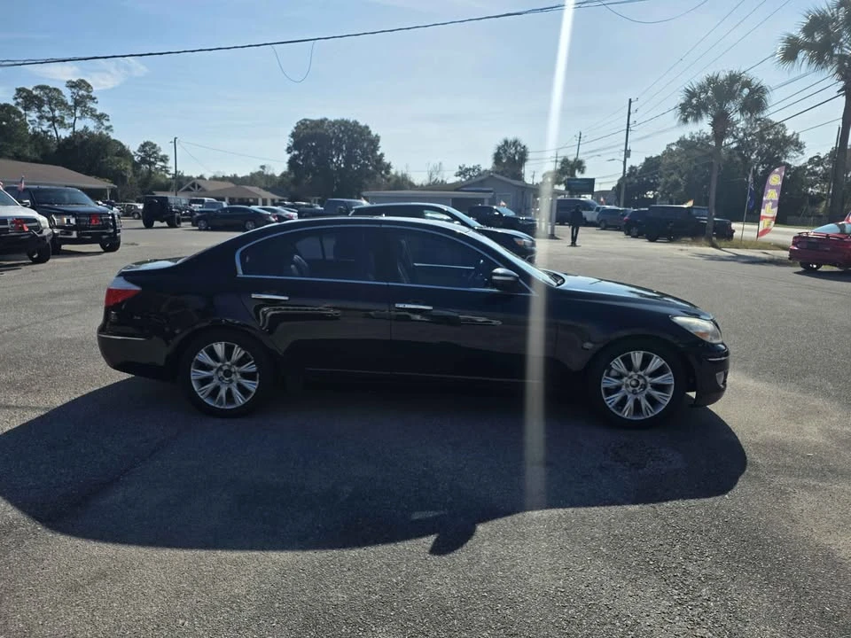 2009 Hyundai Genesis - Image 3 of 8