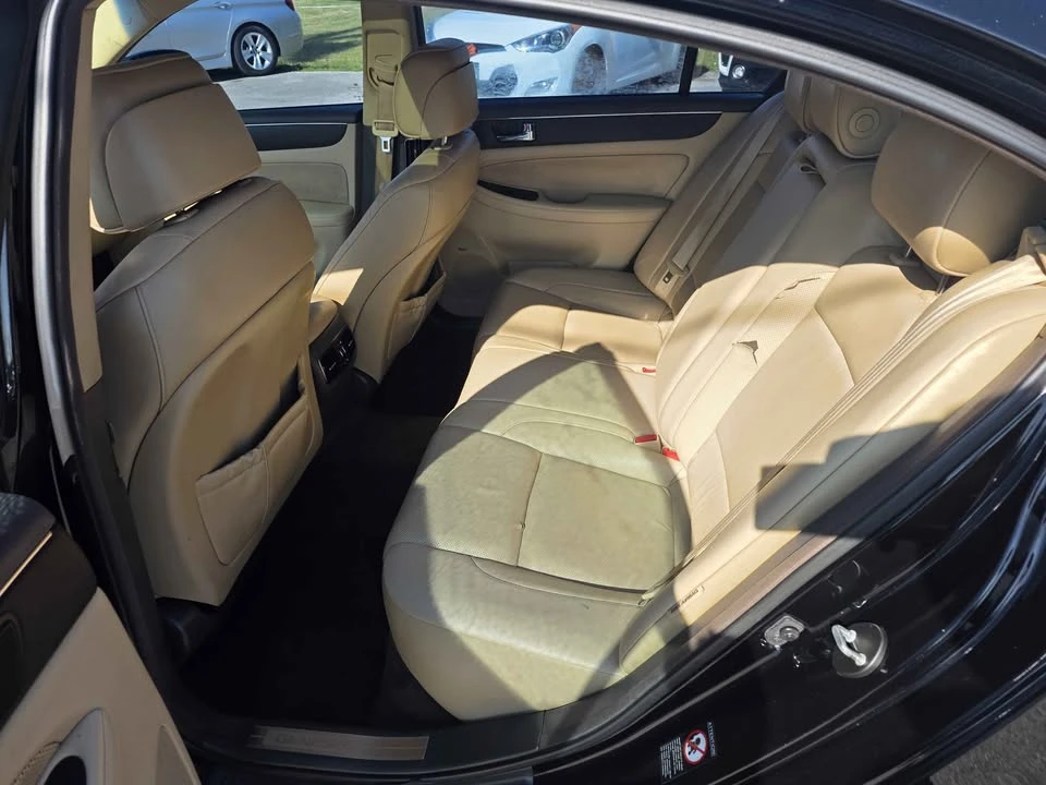 2009 Hyundai Genesis - Image 8 of 8