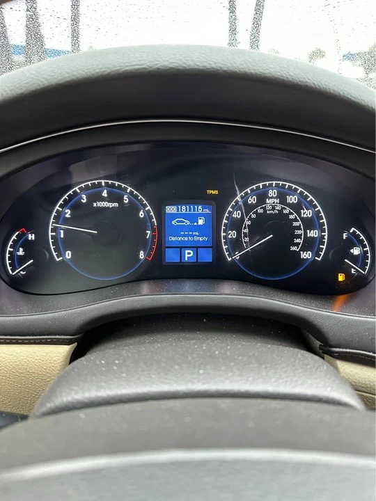 2009 Hyundai Genesis - Image 3 of 5
