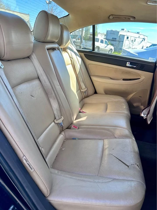 2009 Hyundai Genesis - Image 5 of 10