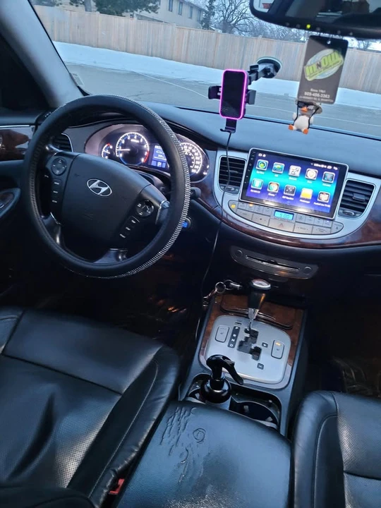 2009 Hyundai Genesis - Image 2 of 10