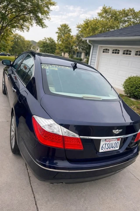 2009 Hyundai Genesis - Image 3 of 5
