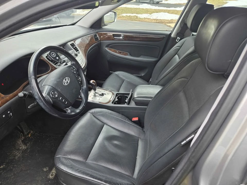 2009 Hyundai Genesis - Image 5 of 5