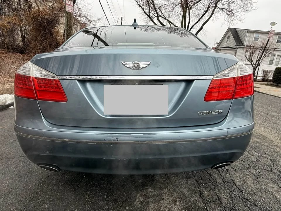 2009 Hyundai Genesis - Image 4 of 20