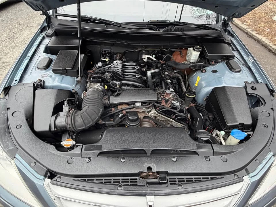2009 Hyundai Genesis - Image 16 of 20