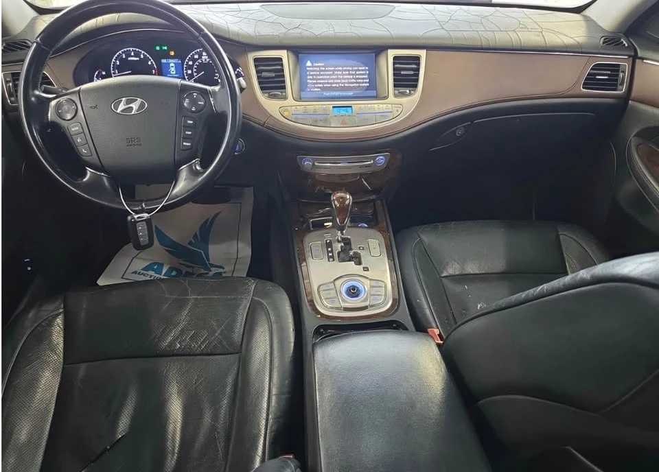 2009 Hyundai Genesis - Image 5 of 8