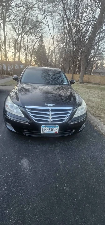 2009 Hyundai Genesis - Image 5 of 8