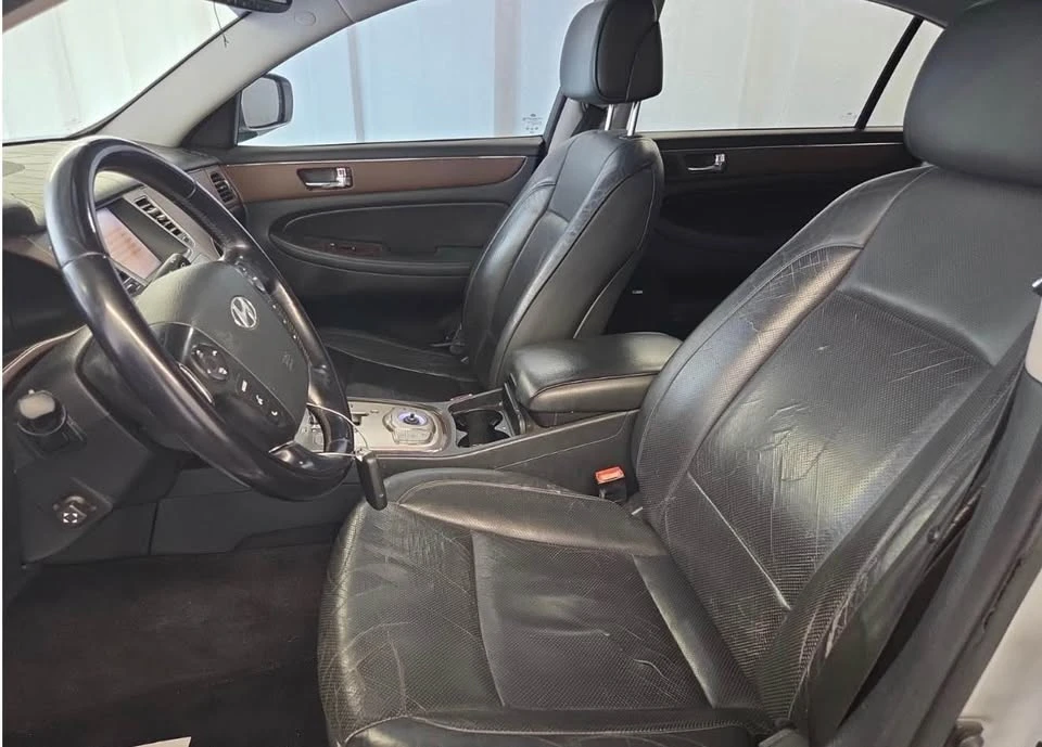 2009 Hyundai Genesis - Image 3 of 8