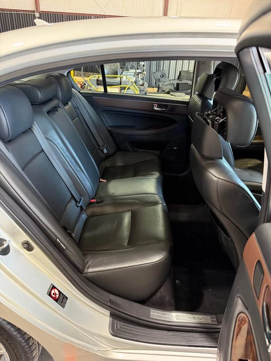 2009 Hyundai Genesis - Image 7 of 9