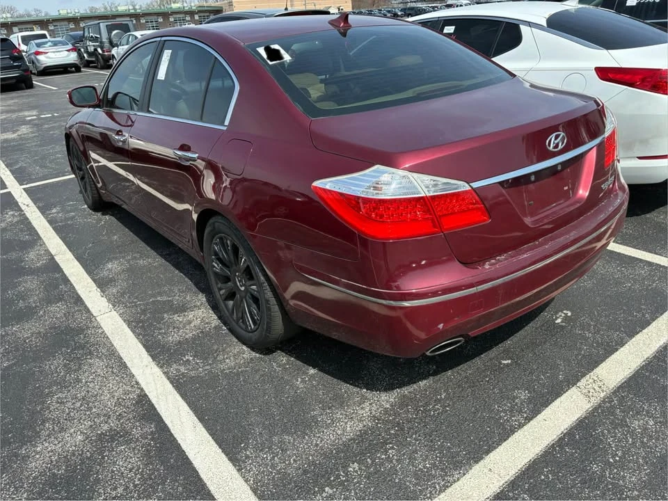2009 Hyundai Genesis - Image 4 of 7