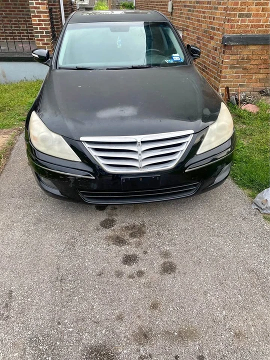 2009 Hyundai Genesis - Image 2 of 5