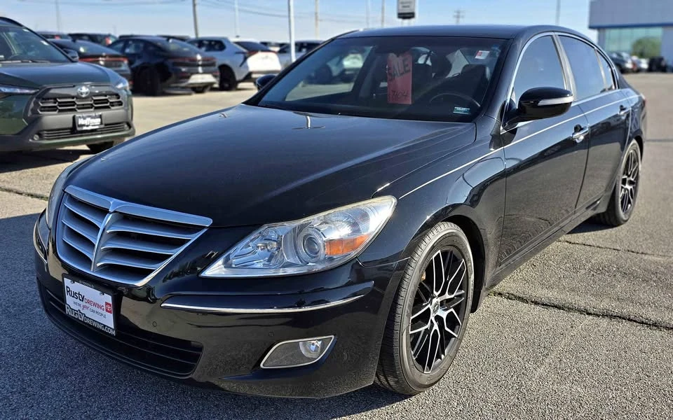 2009 Hyundai Genesis - Image 2 of 8